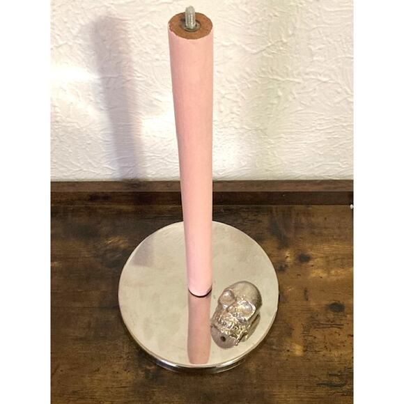 New! Hand-Painted Pink And Silver Skull Paper Towel Holder - Halloween Home - Picture 7 of 8